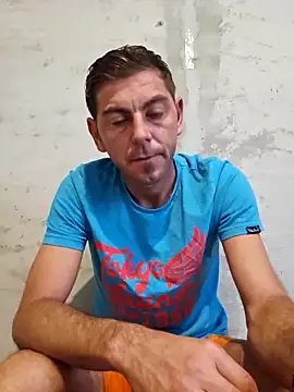 Alex-andru88 online show from November 2, 7:34 am