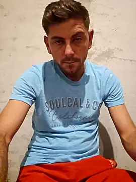 Alex-andru88 online show from October 14, 9:00 pm