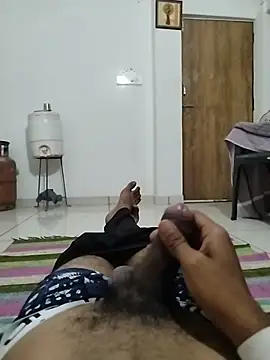 dhruve2010 online show from October 31, 5:38 pm