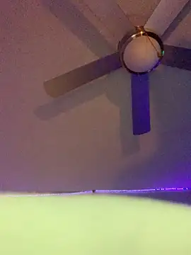 Snapshot of Triggerhappycj100 chatting on October 5, 8:24 pm Triggerhappycj100 online show from October 5, 8:24 pm