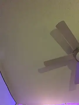 Snapshot of Triggerhappycj100 chatting on October 11, 8:51 am Triggerhappycj100 online show from October 11, 8:51 am