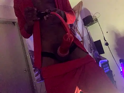 Snapshot of Triggerhappycj100 chatting on September 30, 3:45 am Triggerhappycj100 online show from September 30, 3:45 am