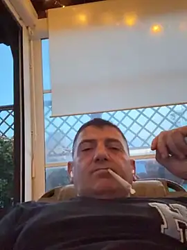 BULLBSX online show from April 19, 6:10 pm