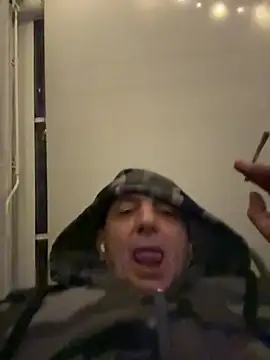 BULLBSX online show from March 23, 10:38 pm