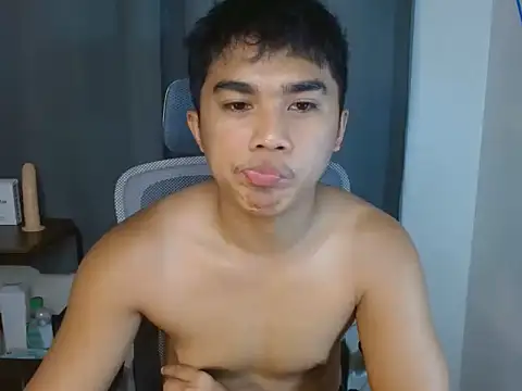 pinoyAdrianneXXX online show from July 26, 9:50 am