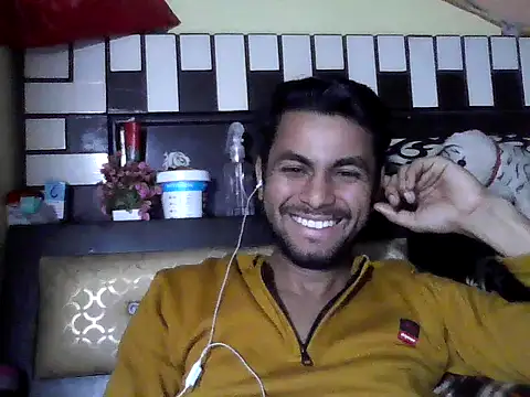 ursdreamperson online show from February 5, 6:53 am