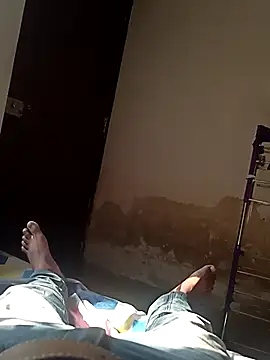 MightyMaxx007 online show from December 17, 9:38 am