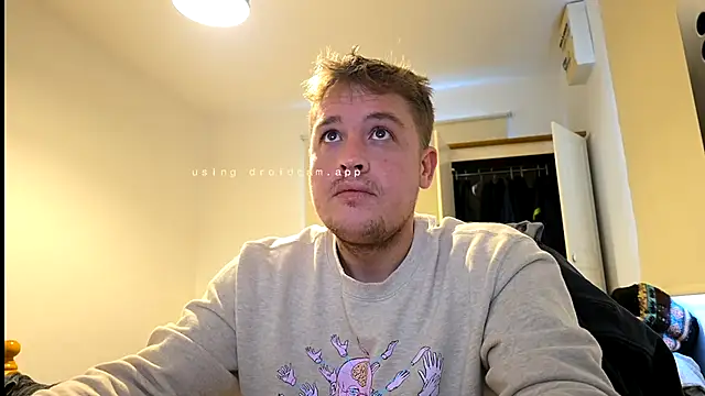 giovanotto47 online show from October 25, 5:03 pm