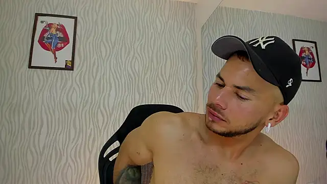 dylan jacobx online show from October 5, 4:38 am