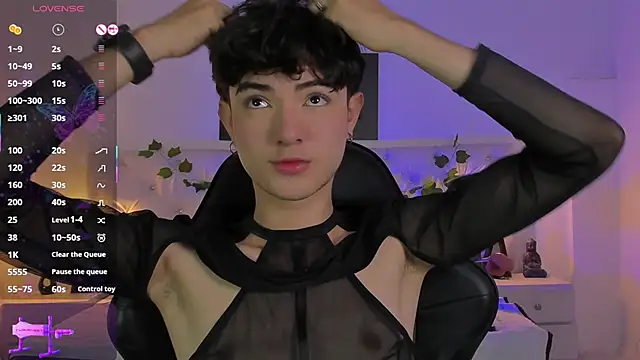 Elliot younngg online show from September 12, 2:28 pm