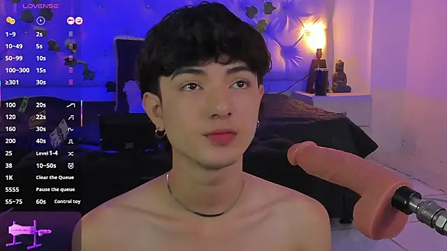 Elliot younngg online show from September 18, 8:00 pm