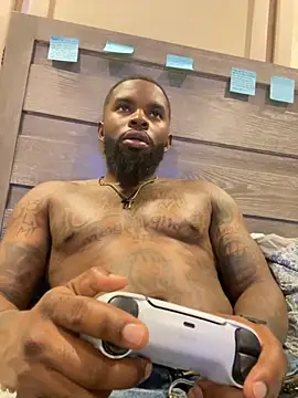 Snapshot of StandOnthatboy chatting on October 6, 12:26 am StandOnthatboy online show from October 6, 12:26 am