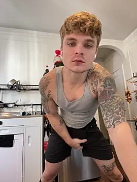 Snapshot of King_Kev_ chatting on October 21, 5:27 pm King Kev  online show from October 21, 5:27 pm