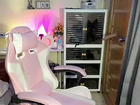 yourhotpinoy online show from September 19, 1:00 pm