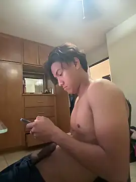 EmilianoPerex online show from April 26, 8:27 pm