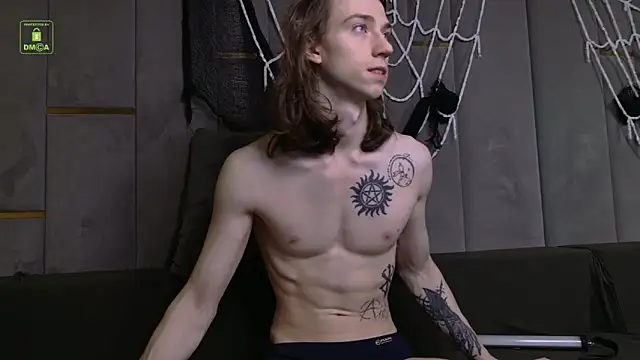 ares pallini online show from October 18, 10:20 am