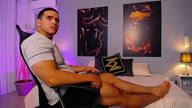 ChristopherBlack  online show from September 23, 1:21 pm