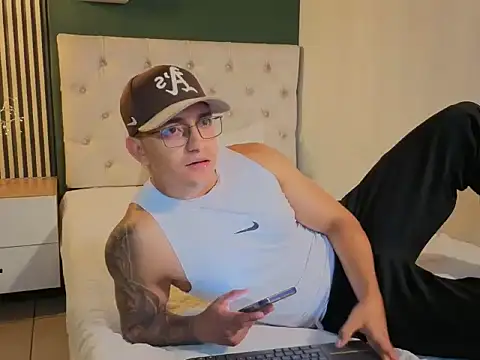 nathan gross online show from September 23, 3:50 am