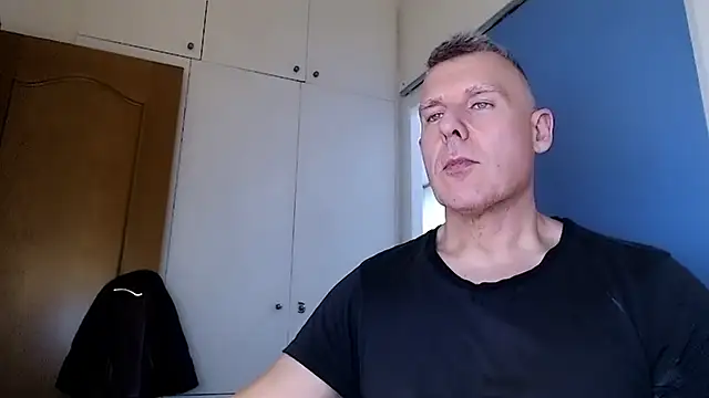 tomfoxcam online show from October 2, 5:50 pm