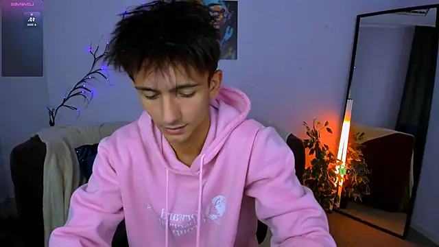 Snapshot of tobi_yours chatting on September 14, 7:49 pm tobi yours online show from September 14, 7:49 pm