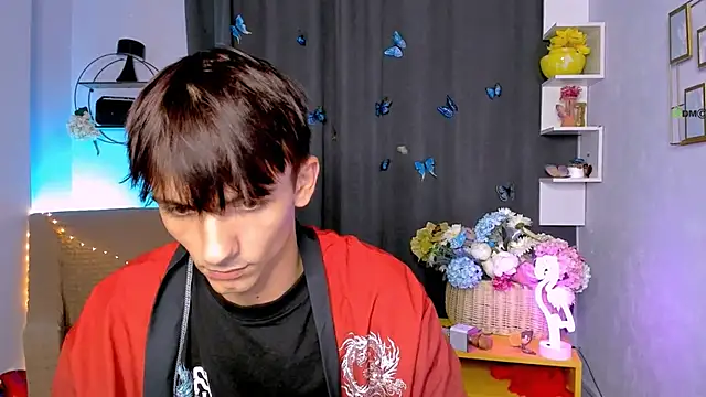 Snapshot of tobi_yours chatting on September 24, 7:12 pm tobi yours online show from September 24, 7:12 pm