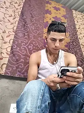 Tussi-amor online show from September 20, 6:52 pm