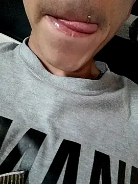 Tussi-amor online show from September 21, 8:09 pm