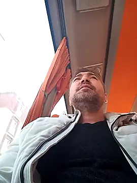 mert0359 online show from December 2, 1:25 pm