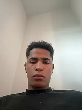 fuego01 online show from April 14, 4:39 pm