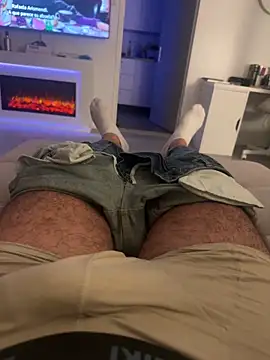 Snapshot of analtake13 chatting on October 7, 7:18 pm analtake13 online show from October 7, 7:18 pm