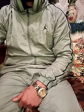 samio37 online show from February 4, 1:11 am