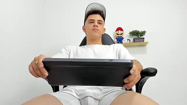 Mikecooper online show from September 27, 9:56 pm