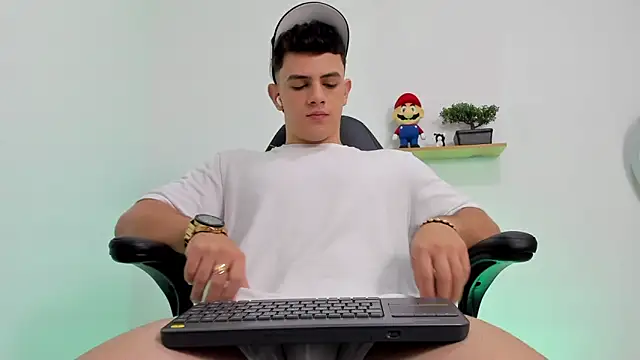 Mikecooper online show from October 23, 1:31 am