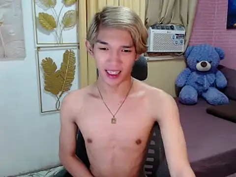 urasian john18 online show from June 1, 7:14 pm