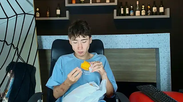  DantFox  online show from November 5, 8:55 pm