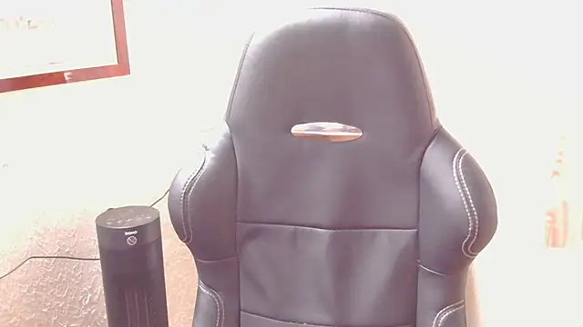 Lucien Gray  online show from October 13, 8:42 am