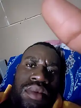 celazimnike062127 online show from April 19, 7:38 pm