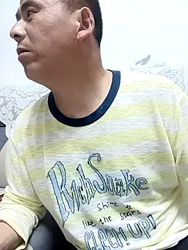 CWQ123 online show from April 12, 1:56 pm