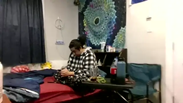 Bilover69 online show from December 2, 3:53 am