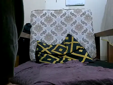 DhakaBabe online show from January 13, 4:33 pm