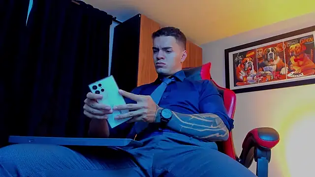 ALPHA DOMINUS  online show from February 26, 4:14 am