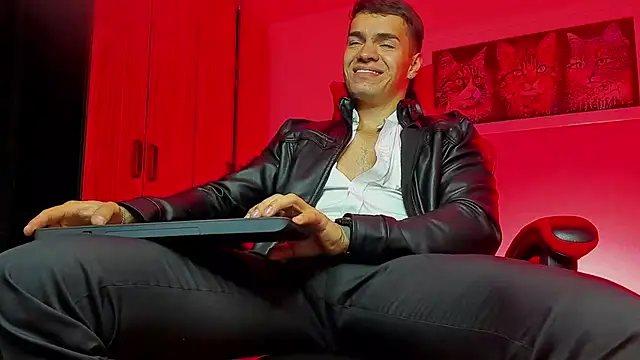 ALPHA DOMINUS  online show from September 13, 4:02 am