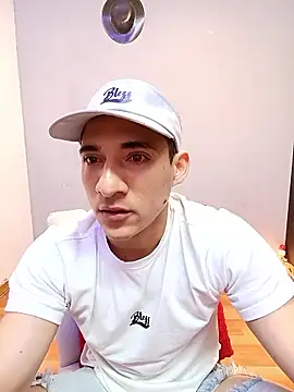 jhonny thes28 online show from January 7, 9:14 am