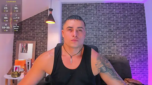 Snapshot of connorsmiith chatting on September 28, 12:41 am connorsmiith online show from September 28, 12:41 am