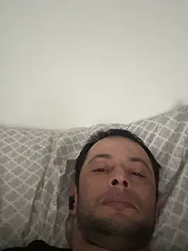 Carlosmauricio123 online show from February 9, 8:35 pm