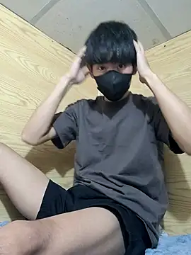 Minh online show from December 15, 3:31 pm