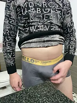 xxDepzaixx online show from March 3, 11:28 am