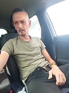 Snapshot of fabius720 chatting on October 20, 11:25 am fabius720 online show from October 20, 11:25 am