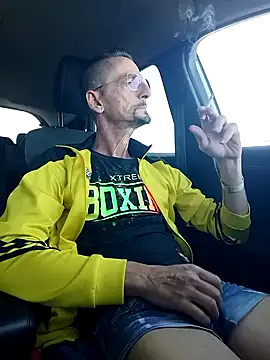 Snapshot of fabius720 chatting on October 28, 1:02 pm fabius720 online show from October 28, 1:02 pm