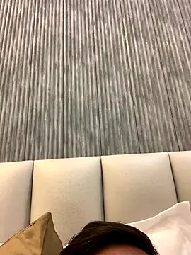 teasemenott online show from October 30, 8:05 am